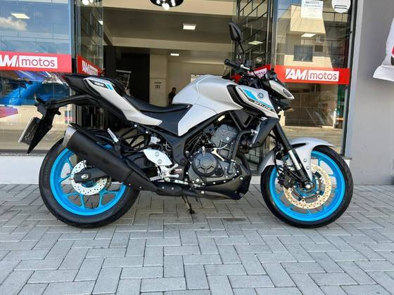 YAMAHA MT-03 CONNECTED ABS 